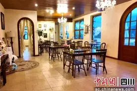 汶川：“90后”大学生返乡创业 建起“网红餐厅”图片