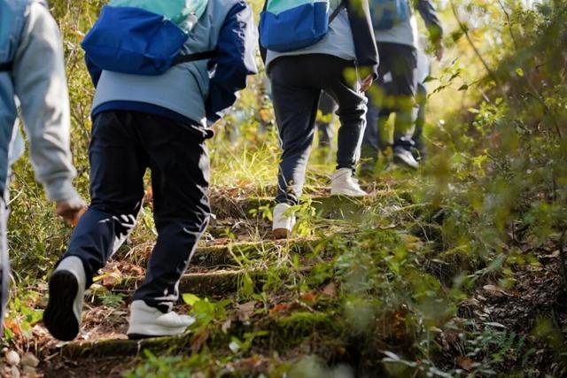 十二载初心不改，巴中青年再踏“重走红军路”征程