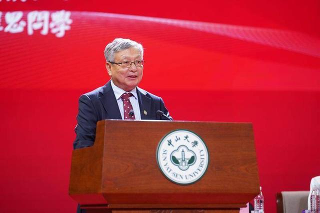 中大新生上“大学第一课”