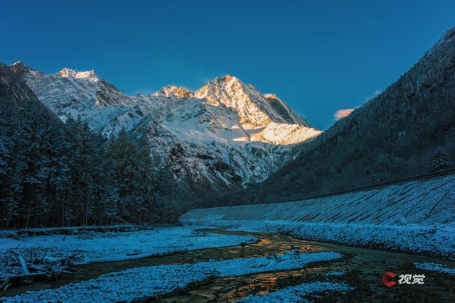 C视觉·遥望雪山(59)丨最佳观山季来临 C视觉摄影师把川西顶流美景为你“一网打尽”