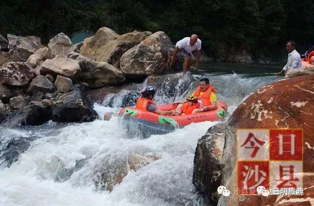 高校党速薅！三明文旅优惠大礼包：景区5 折+酒店百元住+小吃 9 折