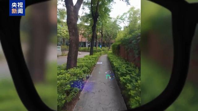 “工作搭子”升级了！看广东智能眼镜如何“玩转”纳米世界