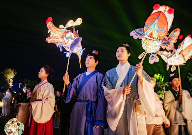 儒学圣城绽放假日新魅力