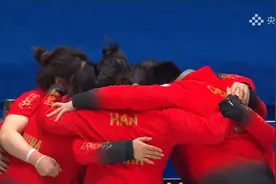 铜牌赛大胜宿敌直通冬奥 中国女壶重返世界强队之列图片