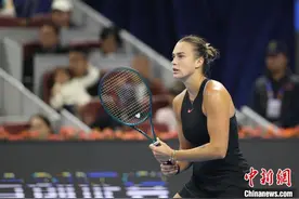 中国网球公开赛：萨巴伦卡无缘四强图片