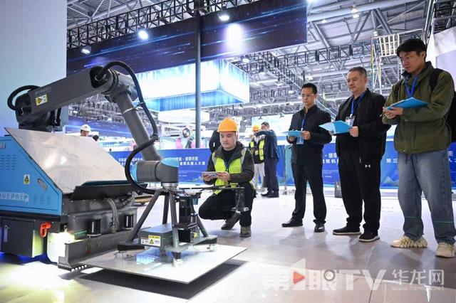 渝论场丨在重庆 见证“智能建造”重塑建筑业未来