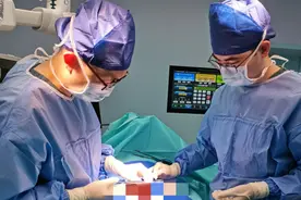 再晚来几个小时“蛋蛋”就没了！家有男宝要警惕这种急症！图片