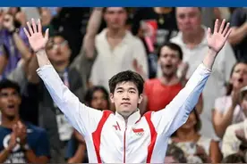 世界十佳游泳运动员揭晓，潘展乐登上封面！美国权威杂志称其“主宰”泳池、史上最快图片