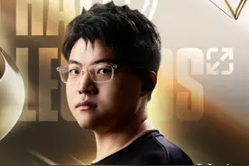 Uzi简自豪入选英雄联盟名人堂 系名人堂第二位成员图片