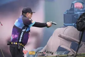 “战FUN宝山”極拾柒气枪交流赛举行图片