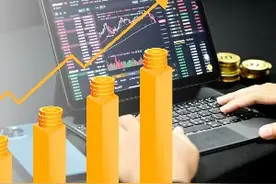 专访|英大证券李大霄谈印花税减半征收：降低交易成本，让利于投资者图片