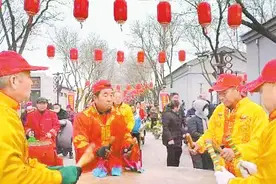 衡水武强：逛大集看“村晚” 乐享浓浓年味图片