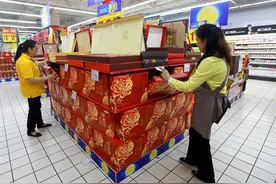 与辉同行带货月饼也有问题？公司客服回应、品牌方发布声明......图片