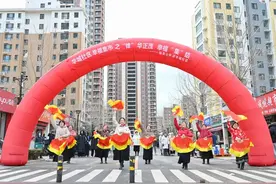 让青春在奉献中闪光丨雷锋日，烟台黄渤海新区奏响志愿服务“最强音”图片
