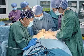 命运关上的一扇窗，人工耳蜗技术帮您来打开图片