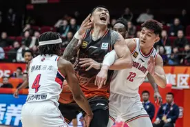 体育丨CBA常规赛：山东高速胜广州朗肽海本图片