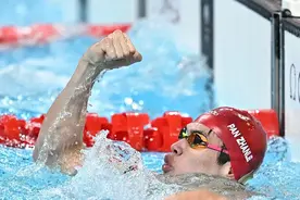 我们的嘴替！潘展乐破世界纪录夺冠，为他嘶吼咆哮的女解说是前世界冠军图片