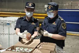 首批进入中国的巴西牛血液制品在沪通关，为生物医药产业重要原料图片