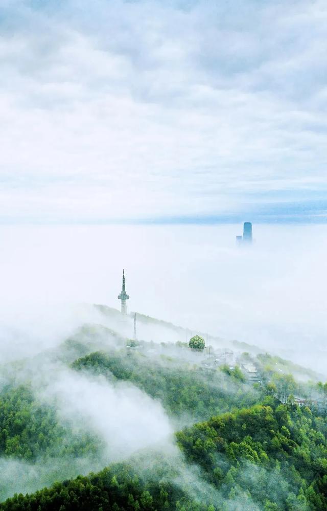 我劝你,别错过长沙的此时此刻