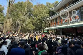 杭州这里又被挤爆，凌晨就开始了！紧急提醒：限量通行！请提前1天预约，8天仅限1次图片