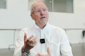 “刚来这里排练时，我被震惊了！”一位英国编导与上海芭蕾舞团的23年图片