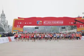 20000余人参赛！多图直击2024北京半程马拉松图片
