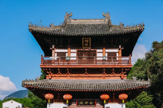 谁说冬天只有冷？龙虎山第一个不服！