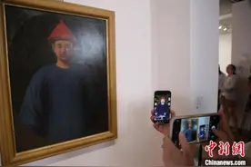 意大利乌菲齐美术馆收藏的油画《康熙大帝肖像》在沪展出图片