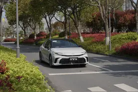 晨试驾｜第9代广汽丰田凯美瑞的智能化蜕变图片