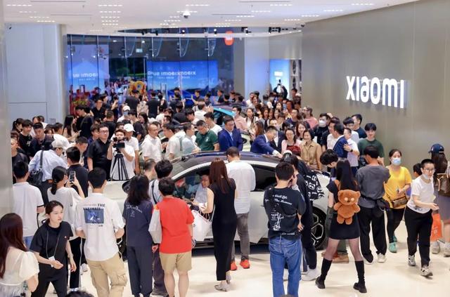 【企业】小米：在国家级认可与下沉舆论场的“冰火”间前行