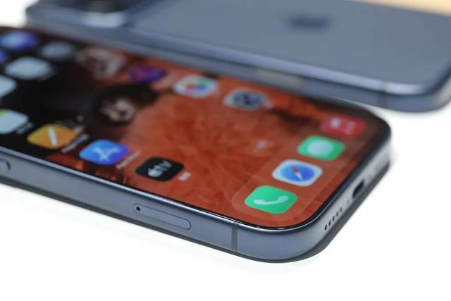 iPhone Air真机惊艳，一小时极限体验苹果秋季全系新品