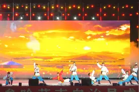 中央民族歌舞团来木垒慰问演出图片