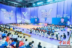 2025海峡两岸（厦门）青少年排球友谊赛闭幕图片