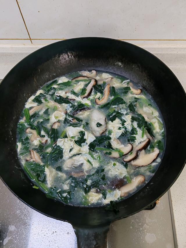 壹粉食堂|海蛎子鸡蛋汤，美味与营养的完美结合，好喝到停不下来