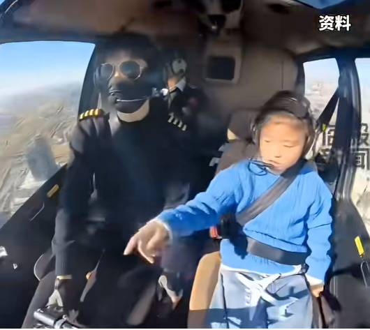 一家三口开2架飞机回家, 300公里仅用80分钟! 当事人: 油费200多元