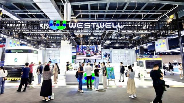 连续八年参展WAIC，Q-Truck已从《流浪地球2》跑到《流浪地球3》