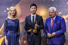 马龙获得国际奥协杰出运动生涯奖，体育精神让运动员更有人格魅力图片