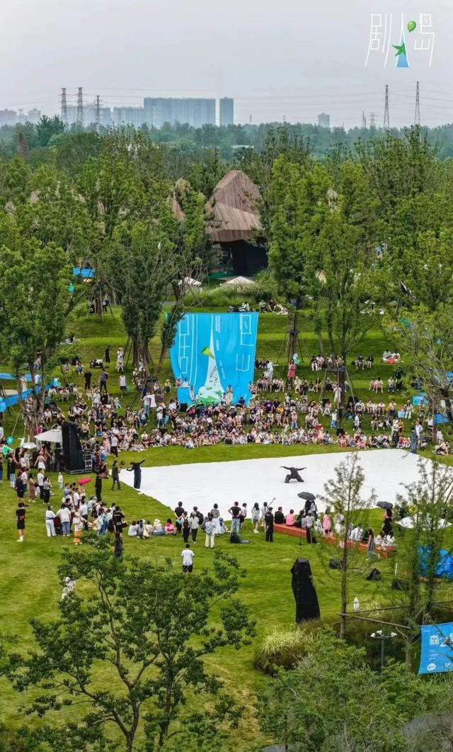 告别2025：跌落中国文旅神坛的“规模崇拜”