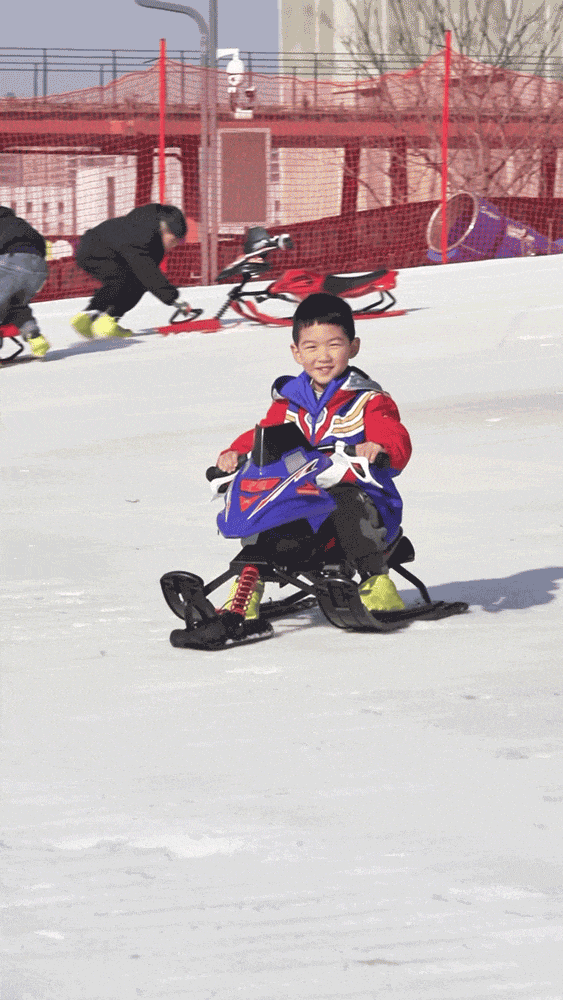 杭州这块“雪地”太火爆，一天突破30000人次！最新提醒：错峰出游