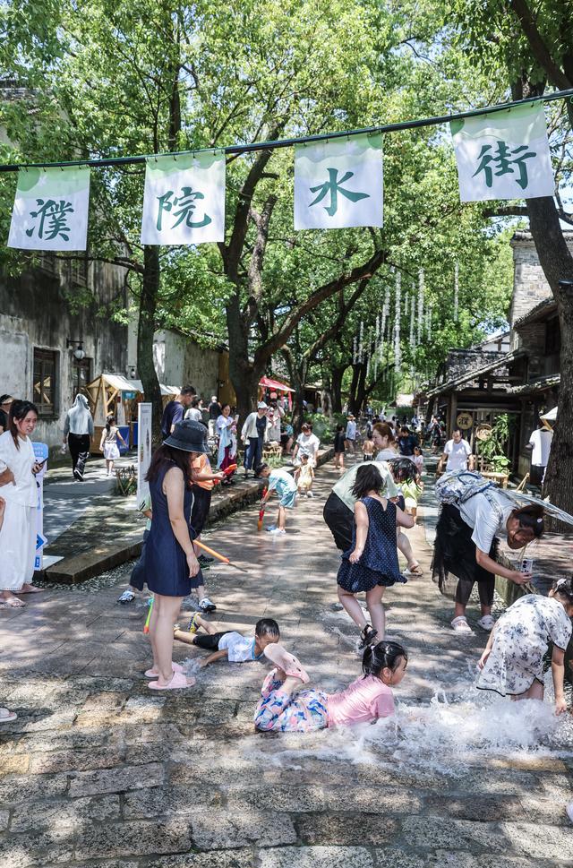 浙江桐乡：古镇开启夏日特色旅游
