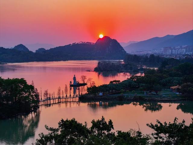 “北斗七子”下凡尘？竟是为了这场秋分限定美景！免门票，速来→