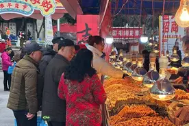 南岸长生桥镇：冬季年货节促消费 开启新春欢乐购图片