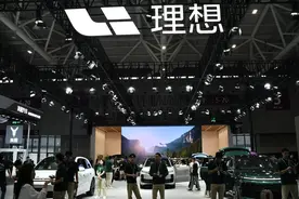 理想汽车宣布2025年上半年推出全新纯电SUV，李想展现强烈信心图片