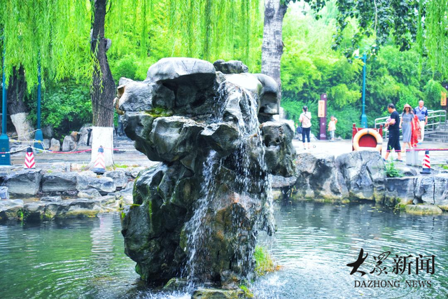 济南月牙泉“苏醒”，要看“月牙飞瀑”景观还要再等等