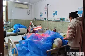 大三女生带着8岁妹妹肩挑破碎的家！父母和二妹重度烧伤，后续仍需百万治疗费图片