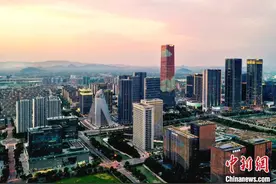 浙江县域经济观察：余杭领跑半程 浓缩省域态势图片