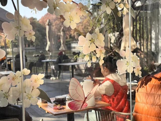 “赏景”变“享景”，情绪价值拉满游园不止“20分钟”