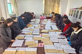 临汾市平阳中学：以榜样来引领 用优秀促成长图片