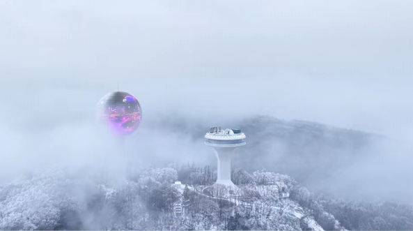 刚刚！凤凰山下雪啦！是真的！