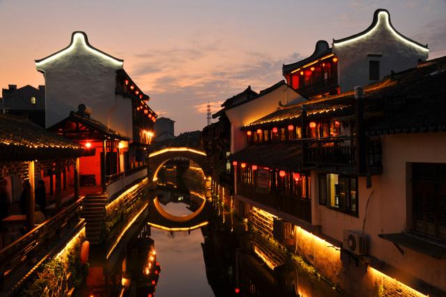 五大焕新，两项成果！江南水乡古镇联合申遗浦东研讨会在新场古镇举行